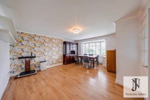 Photo 19- click for photo gallery